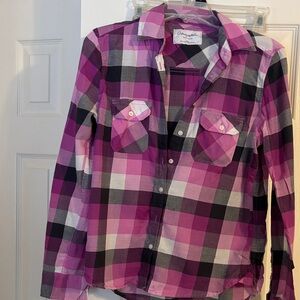 Aeropostale Pink and Black Plaid Button Down Shirt